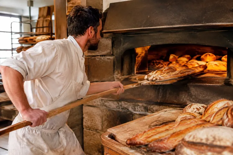Boulanger au travail, exemple illustratif